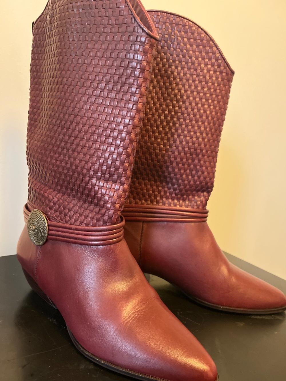 Leather boots - Picture 2 of 5